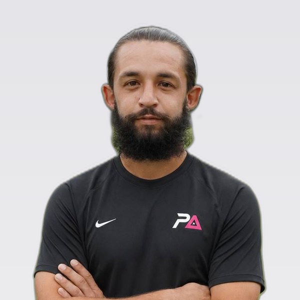 Coach Erikk Ordonez